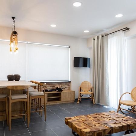 Konstantino'S Corfu Marina View Apartment Kontokali Ngoại thất bức ảnh