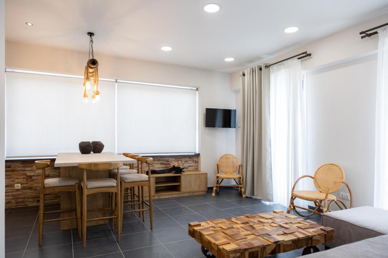 Konstantino'S Corfu Marina View Apartment Kontokali Ngoại thất bức ảnh